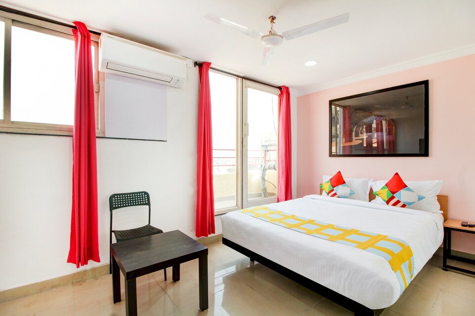 OYO Home 78284 Wonder Hills, Banjara Hills, Hyderabad