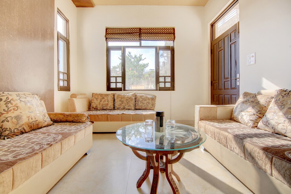 OYO Home Sharma Home, Dharamshala, Dharamshala