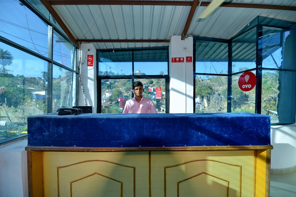 OYO Hotel Kaka Inn, Mount Abu, Mount-Abu