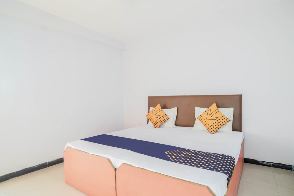 SPOT ON OYO, Pithampur Indore, Indore