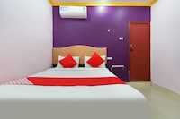 OYO Sri Devi Residency