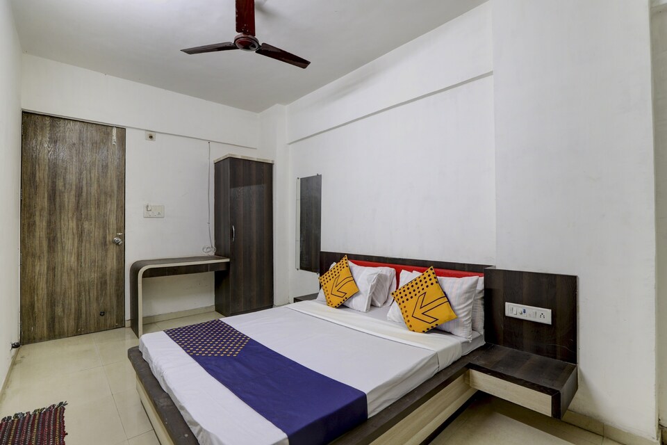 SPOT ON 78378 Hotel Vanganga Stay, Silvassa, Silvassa