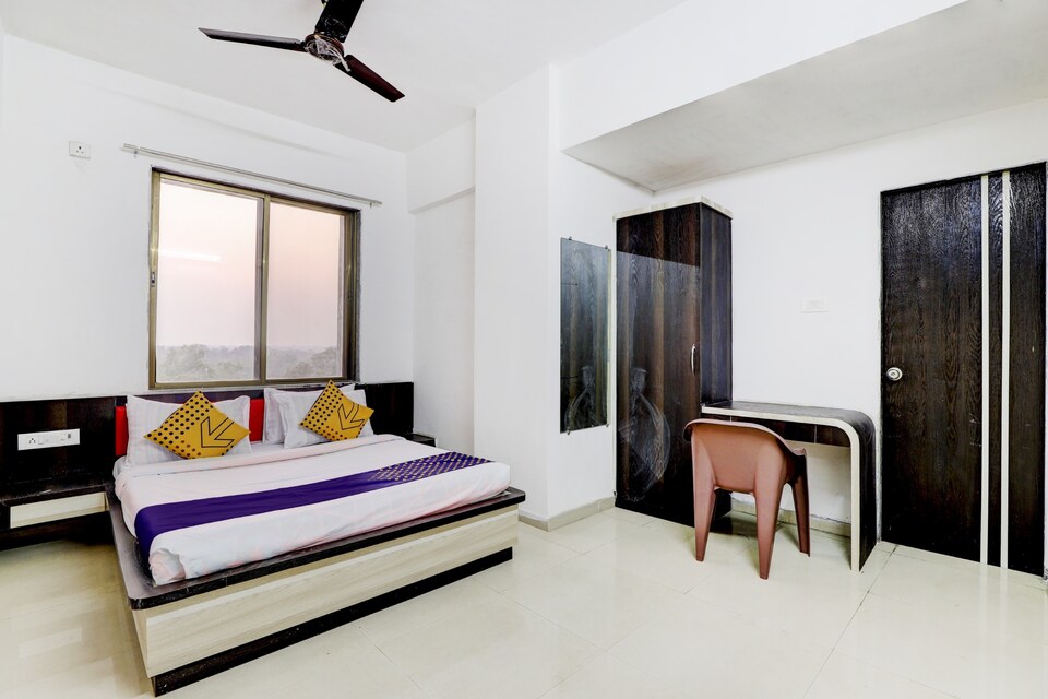 SPOT ON 78378 Hotel Vanganga Stay, Silvassa, Silvassa