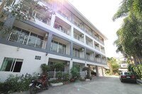 OYO 75389 Pandora House