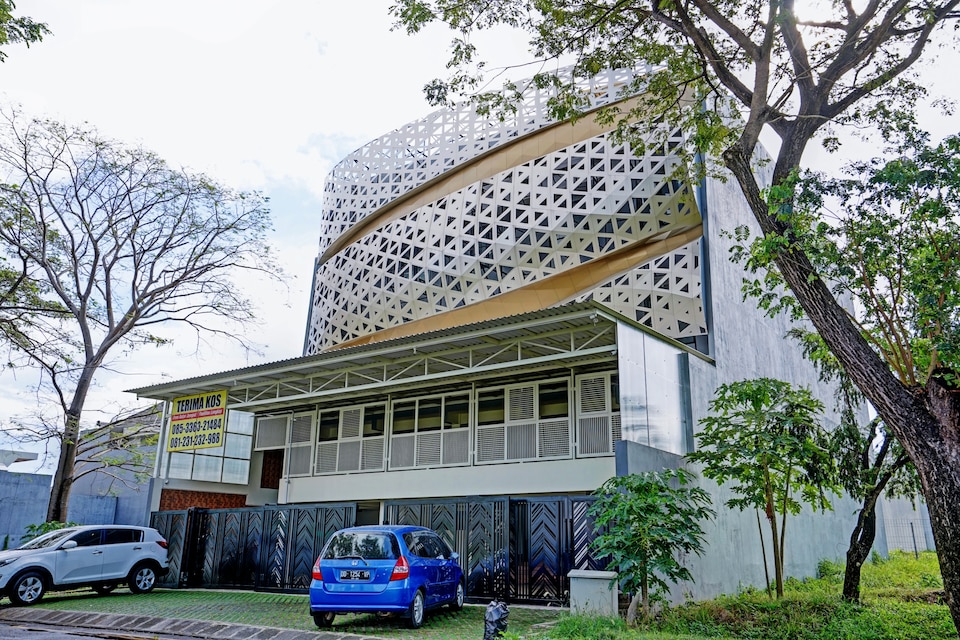 OYO 90227 Citraland Residence, Wiyung, Surabaya