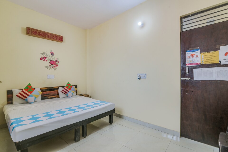 OYO 78416 Sahab Hotel & Homes, Faridabad, Faridabad