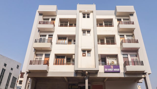 Hotel O Basera Homes Jankipuram