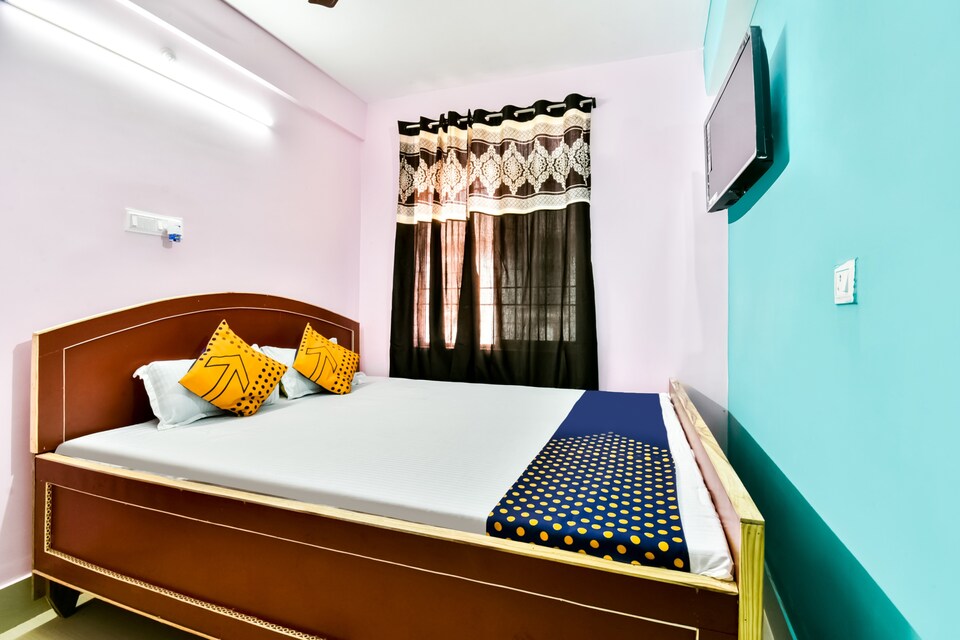 SPOT ON 78432 Hotel Maa Durga Deluxe Guest House, Patna, Patna