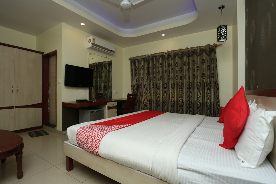 OYO 992 Hotel Jalsa, MP Nagar Bhopal, Bhopal