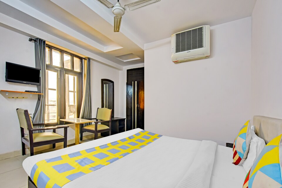 OYO Home 78457 Square 1, Dehradun Railway Station, Dehradun