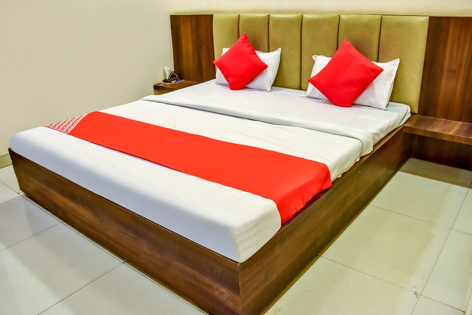 OYO 78471 Hotel Platinum, Bilaspur, Bilaspur