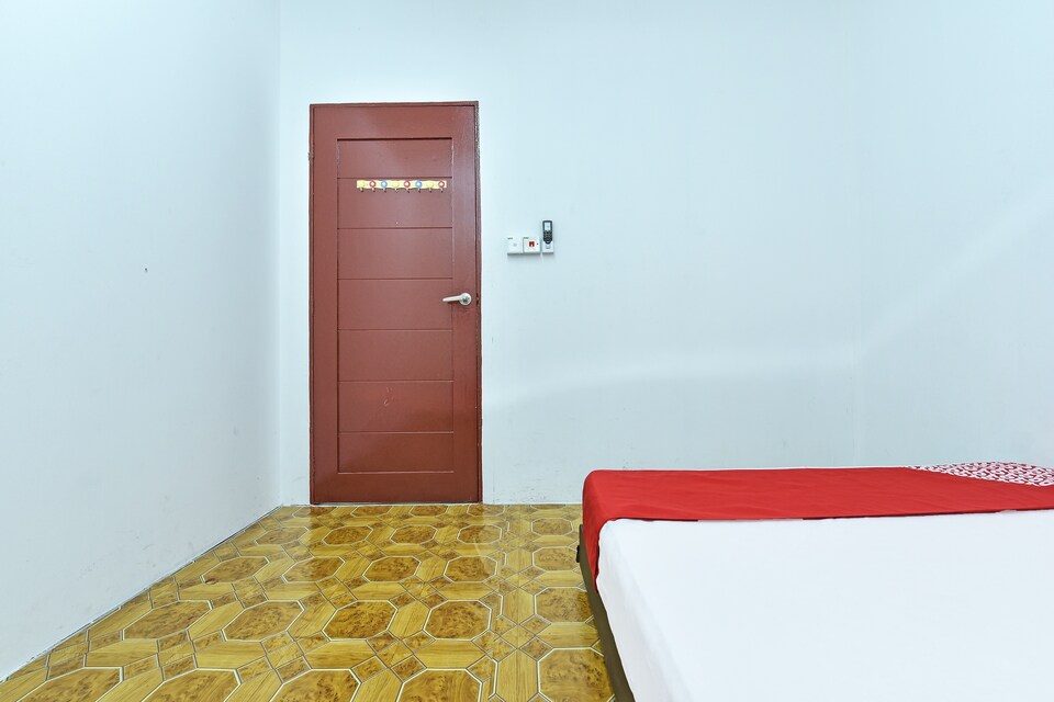 SPOT ON 90181 Cz Classic Hotel, Pasir Puteh, Pasir Puteh