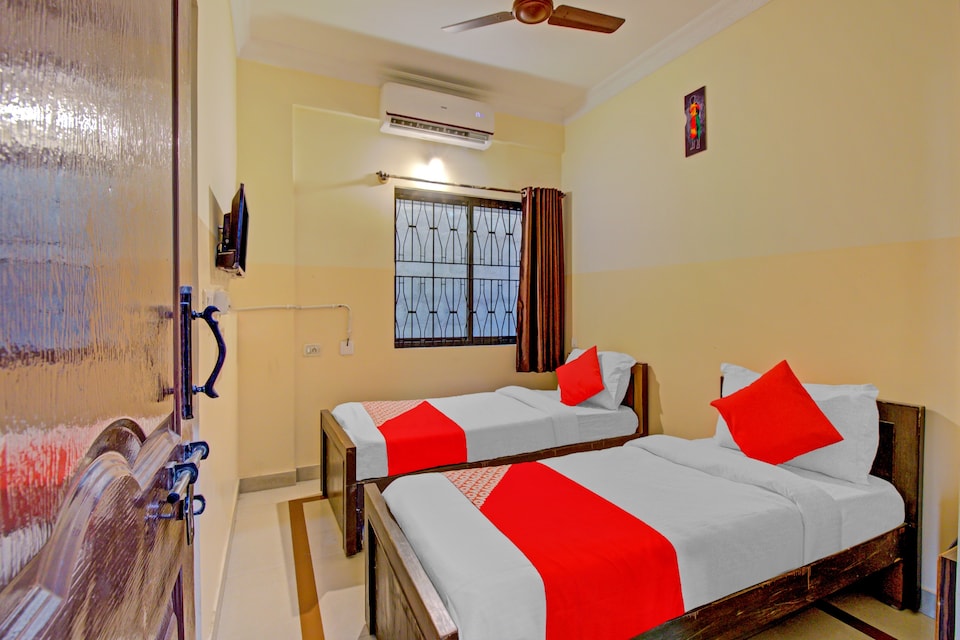 OYO Usuru Comforts Near Hare Krishna Hill, Yeshwantupur Bangalore, Bangalore