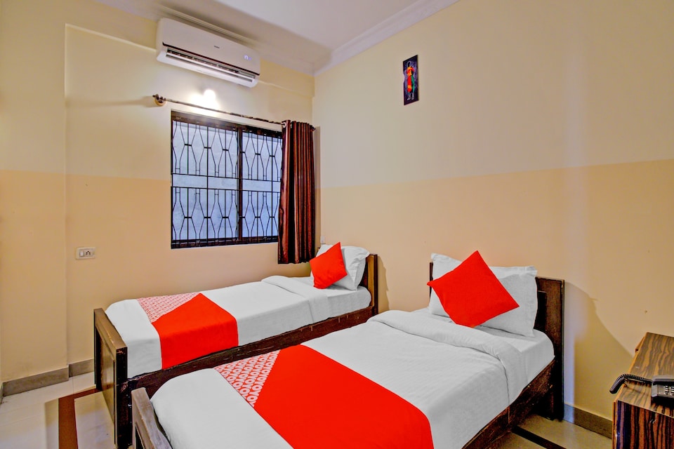 OYO Usuru Comforts Near Hare Krishna Hill, Yeshwantupur Bangalore, Bangalore