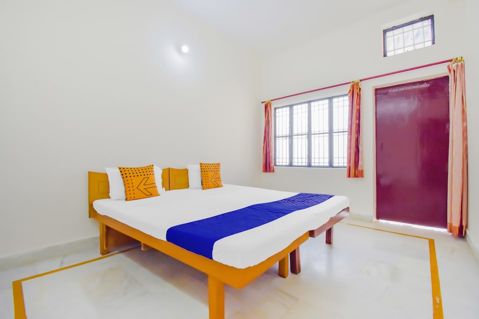 OYO 78486 Ganga Usha Guest House, Laxman Jhoola Rishikesh, Rishikesh