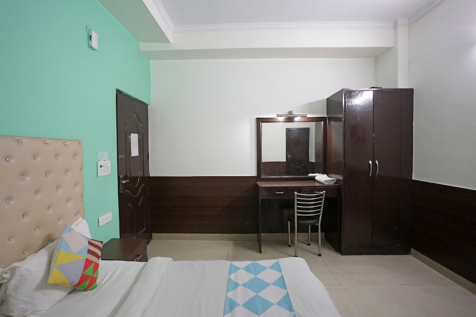 Flagship Indian Residency Near Lotus Temple, Lajpat Nagar Delhi, Delhi