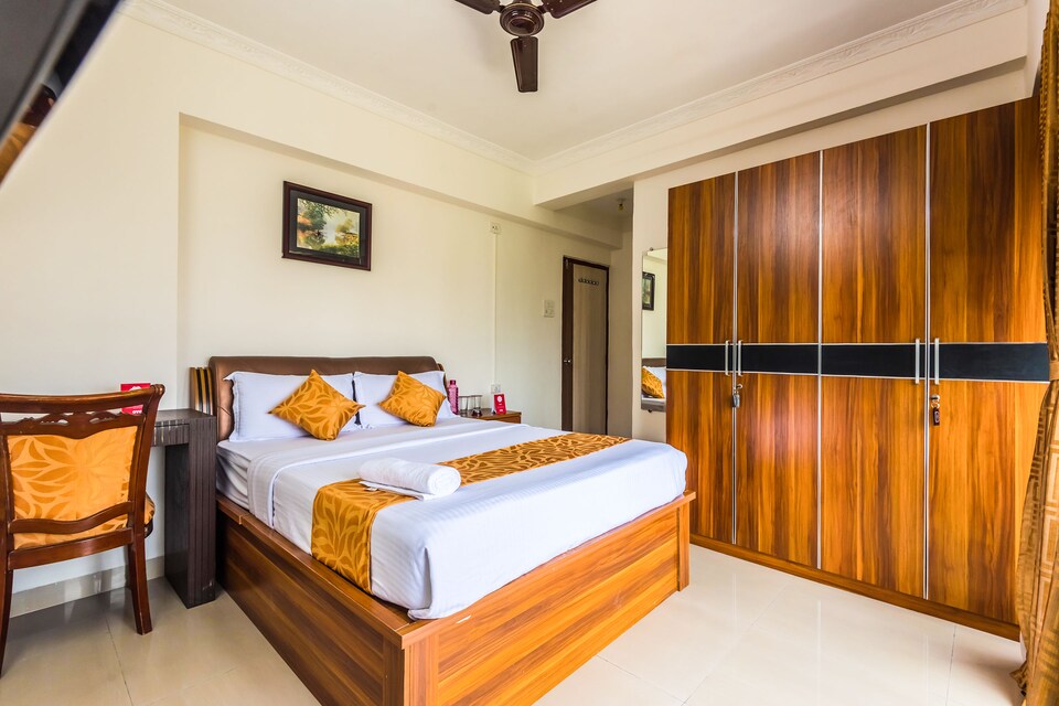 OYO 6572 Yashodeep Heights, Mumbai-Vashi-Turbhe-Sanpada, Mumbai