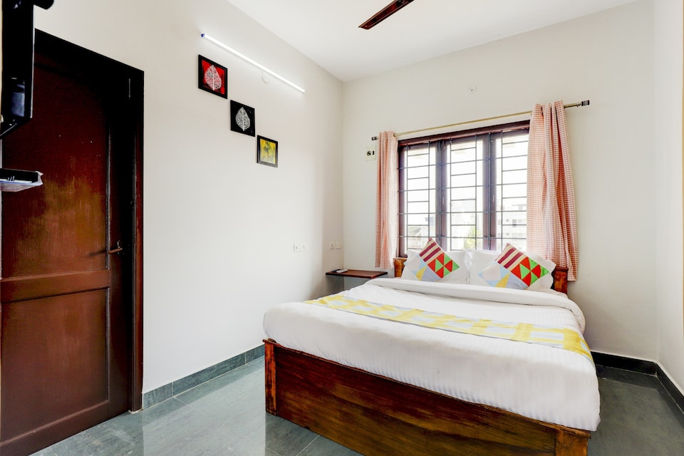 OYO Home Fantasea Uthandi Near Juhu Beach, ECR Chennai, Chennai