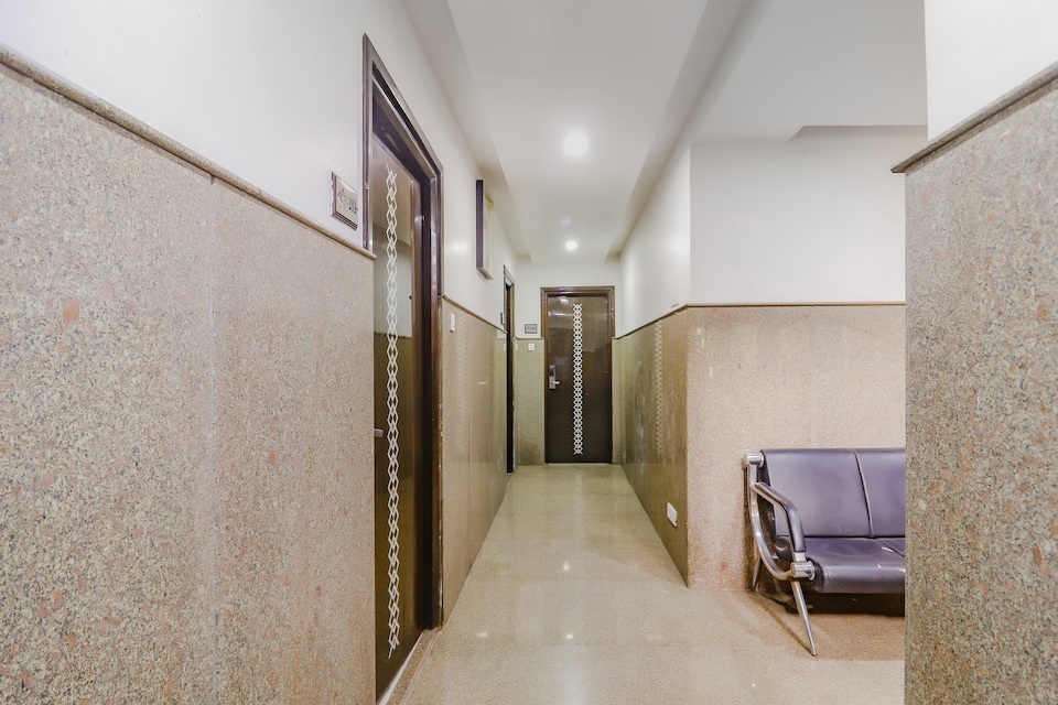 Capital O 78550 Star Inn by Hillside, Jubilee Hills, Hyderabad