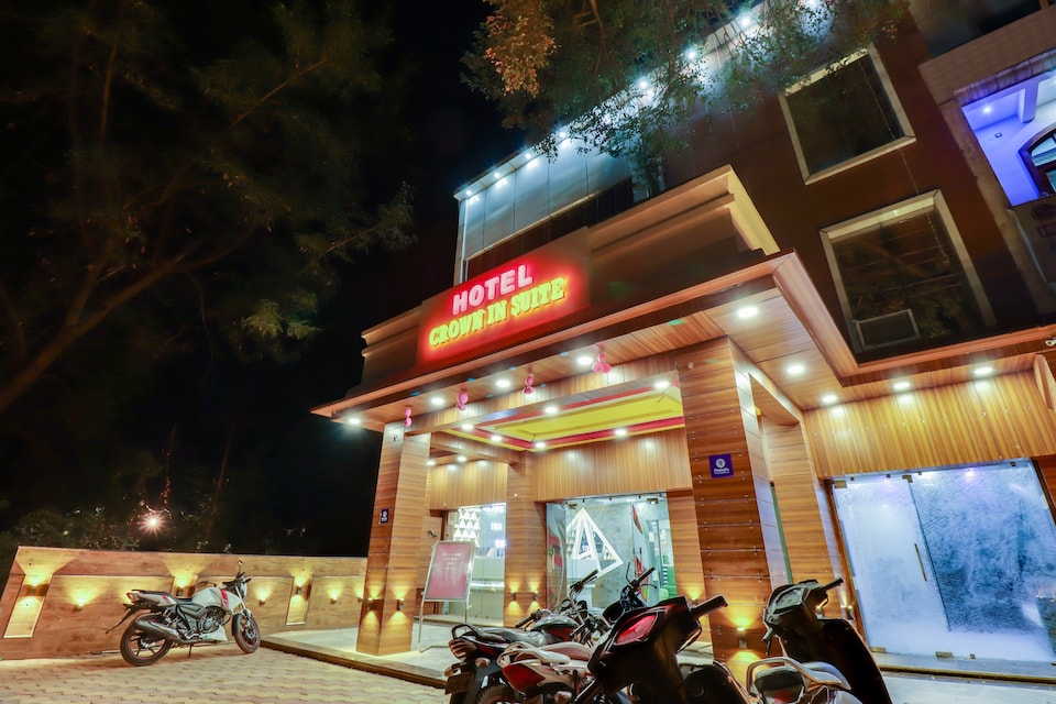 Capital O 78552 Hotel Crown Inn Suite , Gwalior, Gwalior