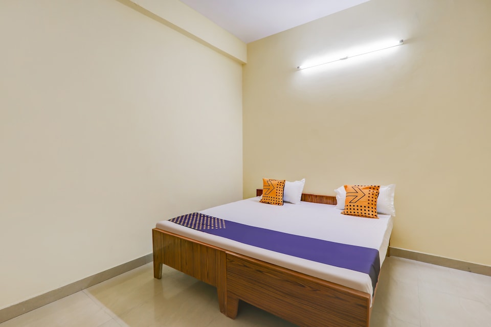 Live on LCK1747, Alambagh Lucknow, Lucknow