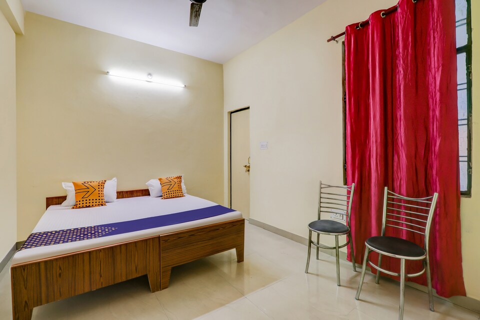 Live on LCK1747, Alambagh Lucknow, Lucknow