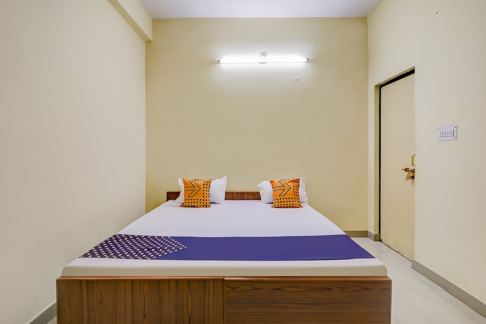 Live on LCK1747, Alambagh Lucknow, Lucknow