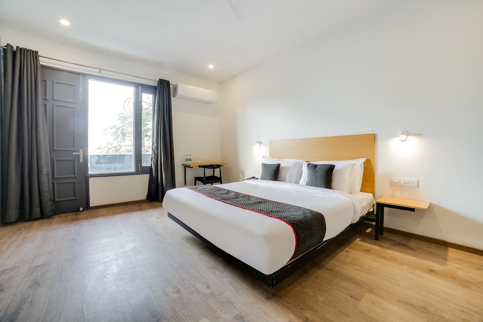 Super Townhouse Artemis Hospital Near Appu Ghar, Huda 2, Gurgaon