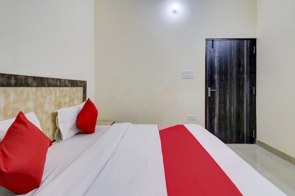 OYO 78587 Vip Residency, Ghaziabad City, Ghaziabad