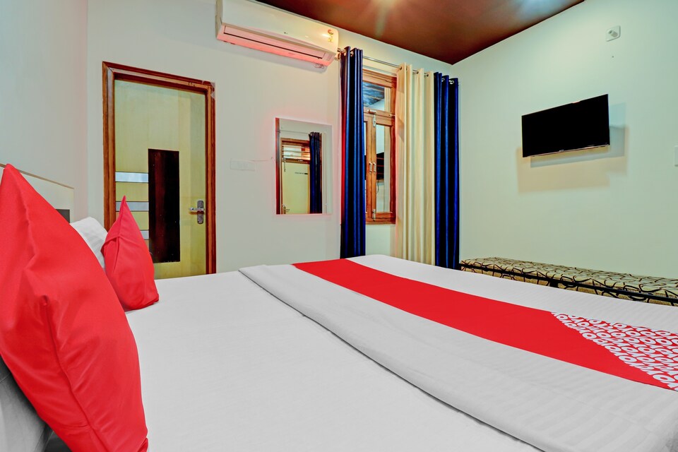 OYO 78604 Yoga Guest House Near Taj Mahal, Shilpgram, Agra