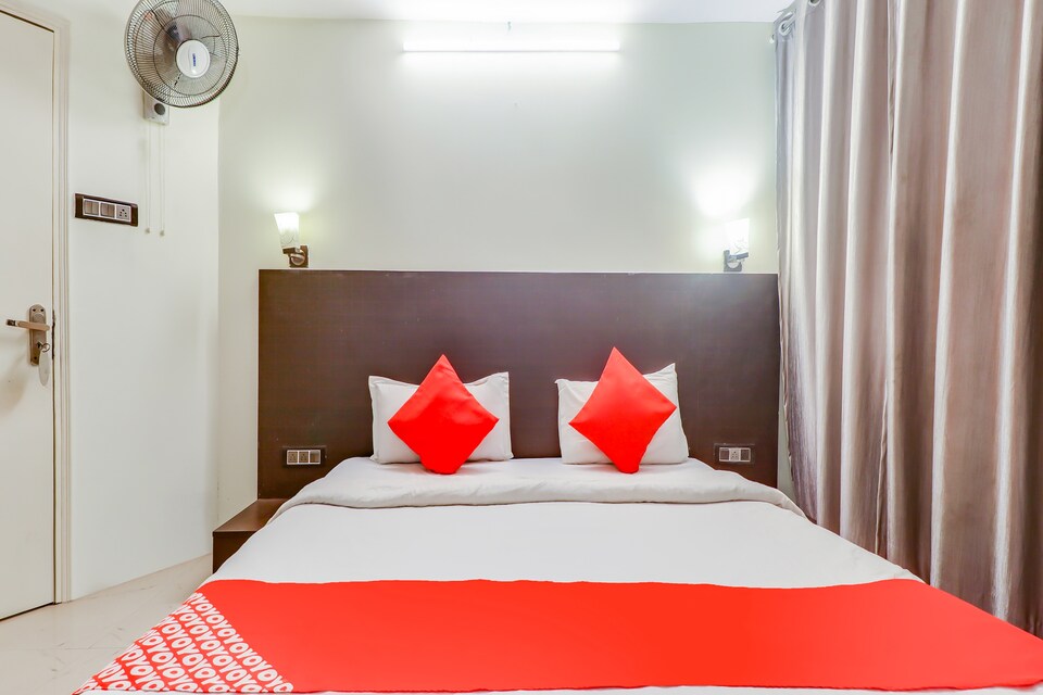 OYO Flagship 78608 Hotel Narayan Grand, Gomti Nagar Lucknow, Lucknow