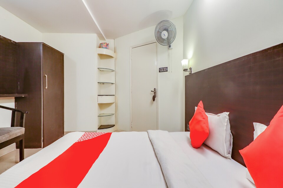 OYO Flagship 78608 Hotel Narayan Grand, Gomti Nagar Lucknow, Lucknow