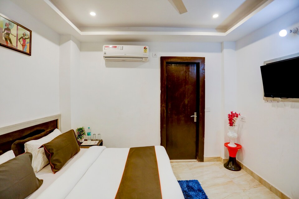 Live on GZB404, Indirapuram Ghaziabad, Ghaziabad