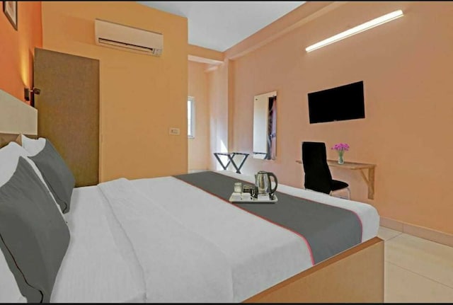 OYO Flagship Gour Plaza Near Tughlakabad Station Metro Station
