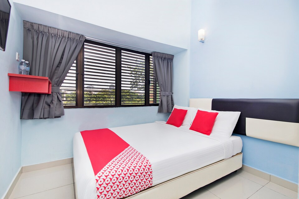 OYO 220 Hotel Sri Maluri, Maluri, Cheras