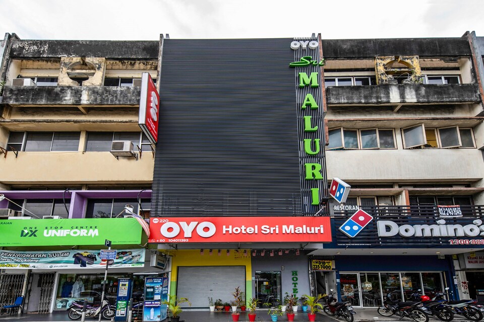 OYO 220 Hotel Sri Maluri, Maluri, Cheras