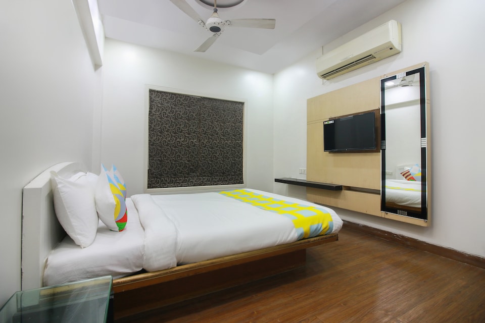 OYO HOME 78646 Exotic Studio 4BHK, Thane, Mumbai Thane-Mulund-Bhandup, Mumbai