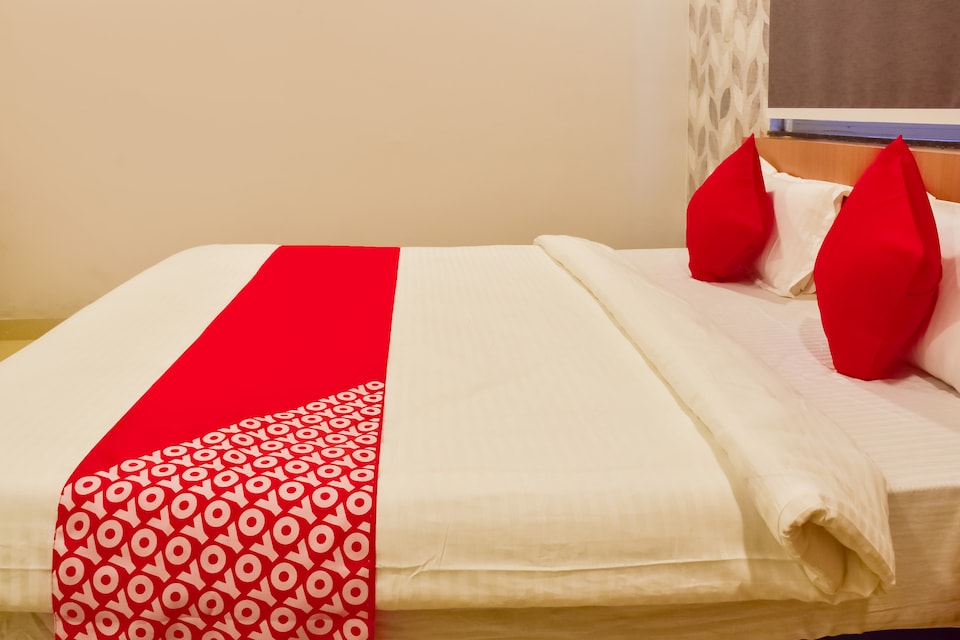 Flagship Flagship Always Welcome, Station Road, Raipur