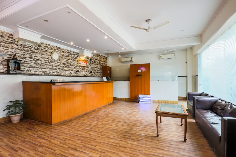 Hotel O Red Carpet Hotels, Noida Stadium, Noida