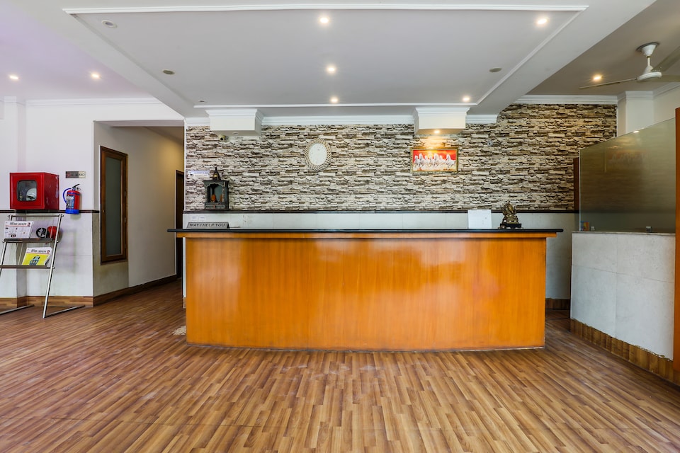 Hotel O Red Carpet Hotels, Noida Stadium, Noida