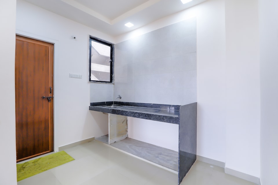 OYO Home 78660 The Welcome Mat, Hazira Road, Surat