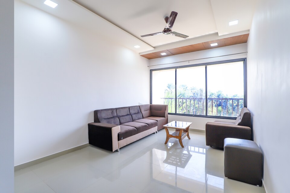 OYO Home 78660 The Welcome Mat, Hazira Road, Surat