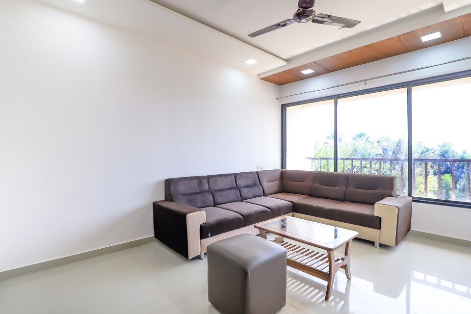 OYO Home 78660 The Welcome Mat, Hazira Road, Surat