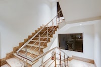 Super Townhouse Chhatarpur Near Metro Park