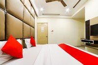 OYO 78699 Hotel Klick International