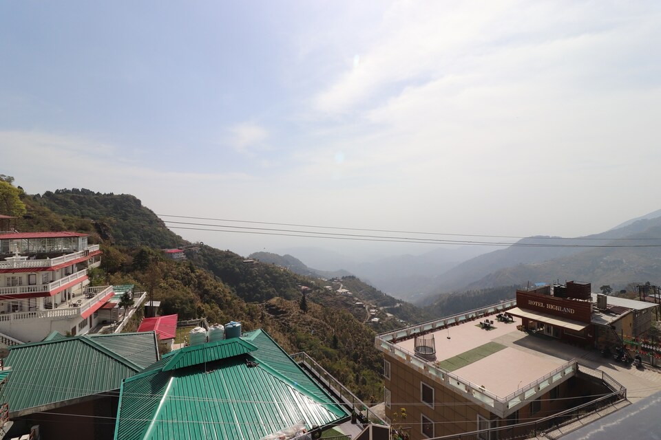 OYO Home 78710 Classic 3bhk Apartment  Barloganj, Picture palace Mussoorie, Mussoorie