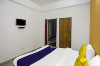 RAJ HOTEL VIP