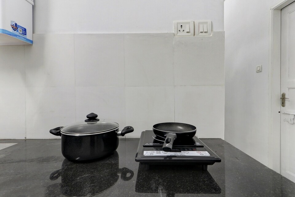 OYO Home 78766 Meera Residency Homes, Salt Lake Kolkata, Kolkata