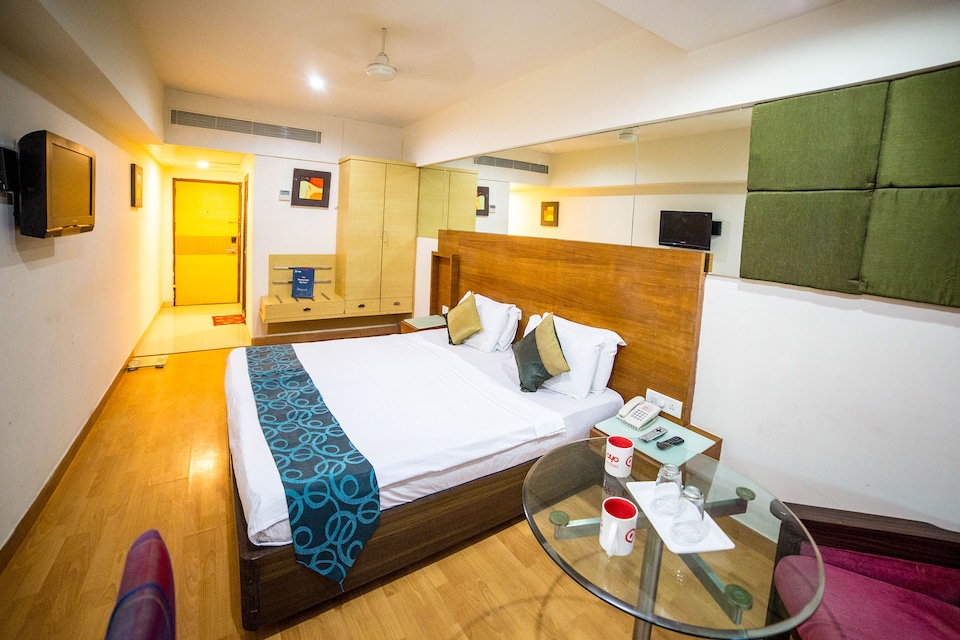 OYO 6592 M Hotel, Mahanadu Extension VIjayawada, Vijayawada