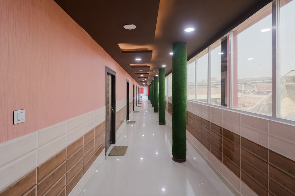 Super HOTEL O R.K. INN, Golghar, Gorakhpur